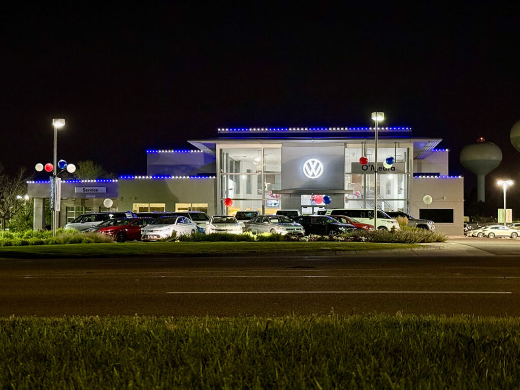 holiday-commercial-permanent-lighting-9